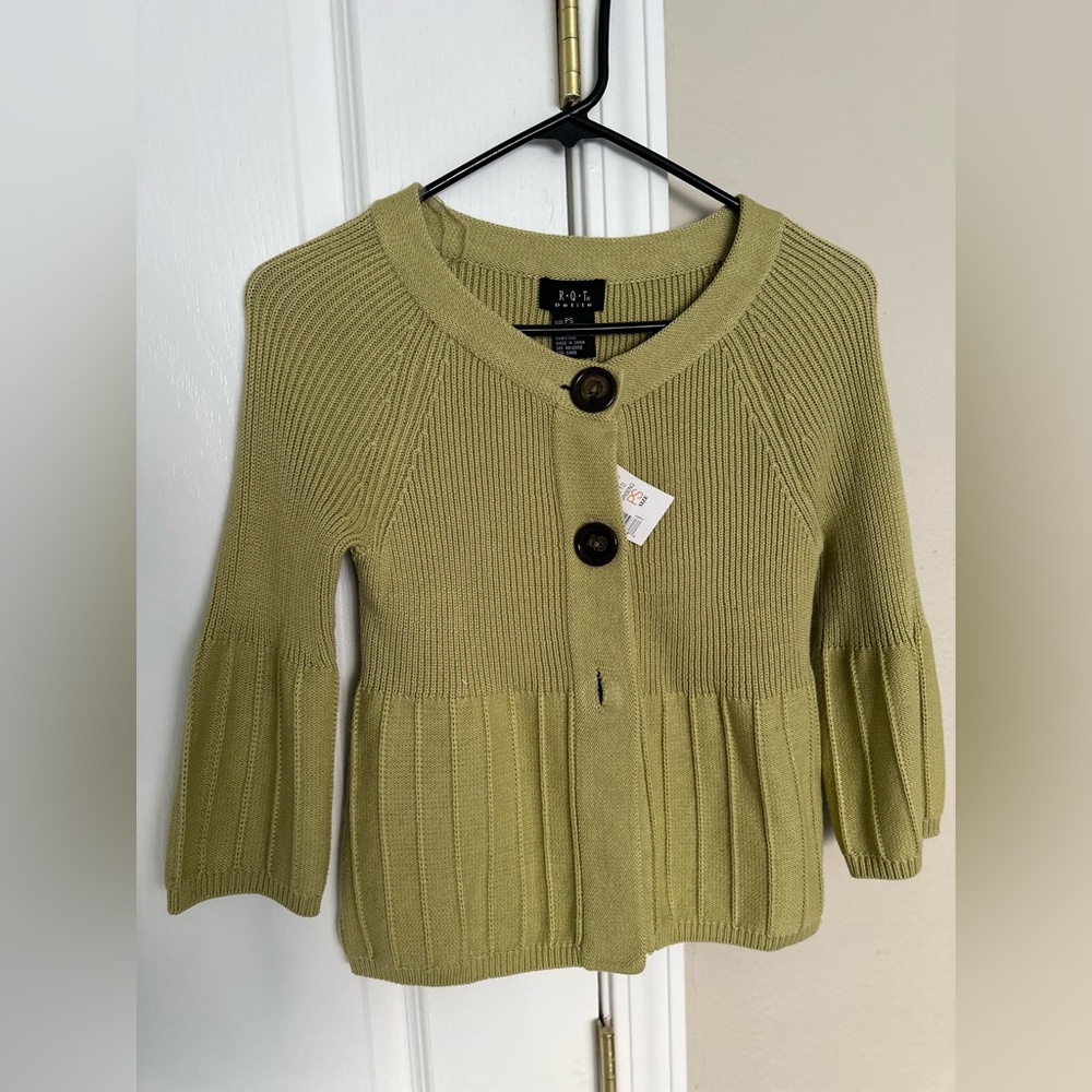 Women’s Button Up Sweater
